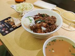 -熊吞·大碗丼烧肉饭(济宁万达广场店)