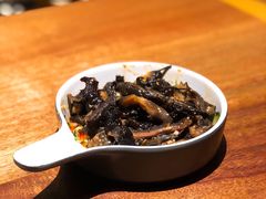 黑不溜秋鸡爪-吉·拾串烧烤专门店(领show天地店)