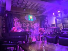 -莉莉家的音乐花园餐吧(航空路店)