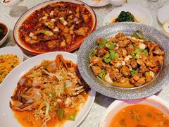 -巴特餐饮6加1音乐餐吧·新疆菜