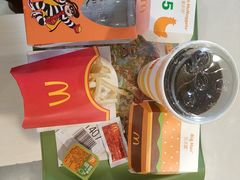 -麦当劳(军博店)
