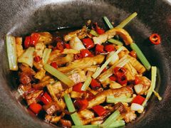 -佬麻雀·剁椒鱼头(京基KK One店)