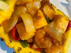 菠萝咕噜虾球-衡山汇·高级粤菜(霄云路店)