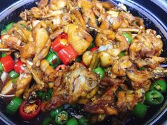 青椒紫苏味-蛙小侠·沸腾砂锅(南山欢乐颂店)