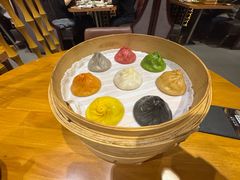 -乐忻皇朝(上海中心大厦店)