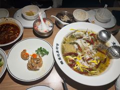 -太二酸菜鱼(南宁蓝鲸世界店)