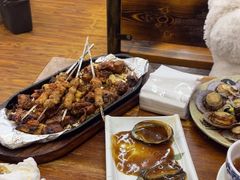 -老东镇啤酒屋海鲜加工·蒸汽海鲜·海鲜烧烤(台东店)