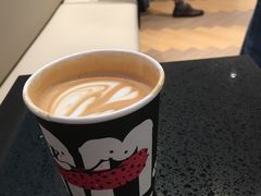 -Dogi&kiki Coffee(中心商务大厦店)