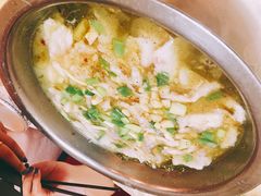 -金良酸菜鱼(宁海路总店)