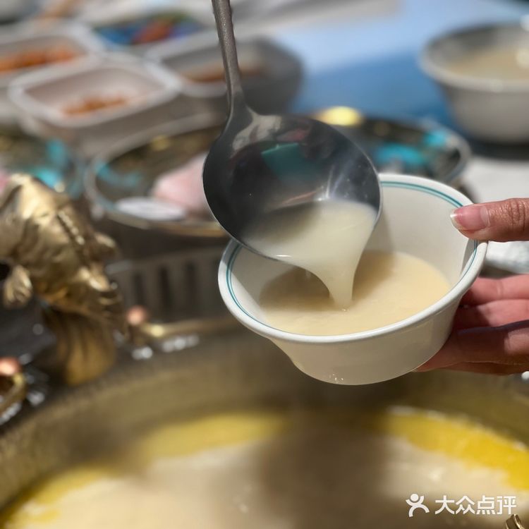 同德排队人气王火锅🔥五十斤深海大石斑