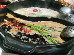 -钢管厂五区小郡肝串串香(奥克斯广场锦城万达店)