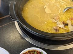 -野菌皇海景野生菌火锅(滨海大道店)