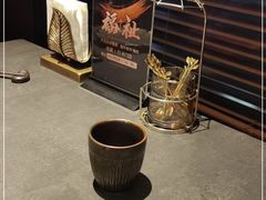 -铭牛烧肉·和牛海鲜自助(高新月牙湖店)
