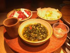 猫儿山的小黄牛-吃饭皇帝大(解放西路店)