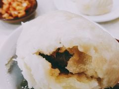 -胡成记口蘑龙眼包子(盐道街店)