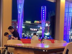 -城市大道红炉披萨烘焙坊