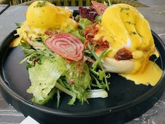 牛肉班尼迪克蛋-the rug 飞毯 (朝阳公园店)