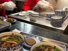 -镇南锅盖面馆(解放路店)