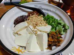 -蜗牛的家旅行主题云南菜餐厅.小酒馆(护国寺店)