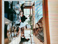 -蜜桃餐厅·伴山(湖滨商业街店)