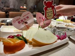 -海底捞火锅鲜切牛肉主题店(长寿路店)