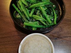 -来龙里 精致 东南亚餐室(万象城店)