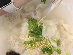 -琴岛顺天馄饨(营口路市场店)