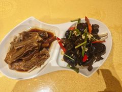 -鹏城人家海鲜酒家·23年老字号(较场尾店)