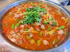 -焱焰鲜锅兔·佳味郑氏·自贡特色菜