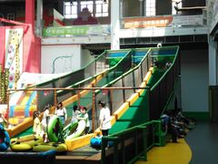 -蒙特利亲子乐园