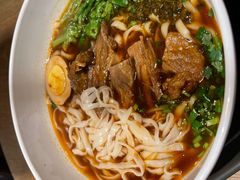 金牌红烧牛肉面-康師傅私房牛肉面(浦机三店)
