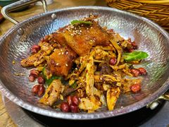 手撕扁担鸡-吃饭皇帝大土家民族菜(正大广场店)