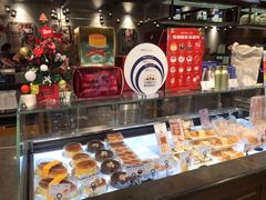 面包甜点陈列柜-巴黎贝甜(银城东苑店)