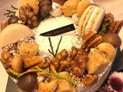 -小苍兰风铃草·礼物蛋糕(沈阳店)