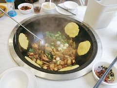 -鲁员外地锅鸡地锅鱼(古墩路店)