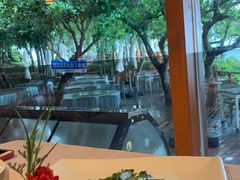 -美人鱼悬崖海景餐厅(鹿嘴山庄店)