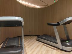 -涨巢·潮玩水疗局