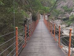 -燕子河大峡谷天坑仙境