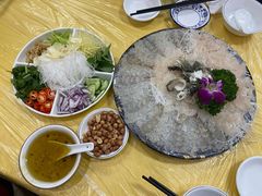 -官塘陈记鱼生·潮汕砂锅粥·牛肉火锅(潮枫路总店)