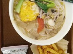 -蒙自源米线大王(东站店)