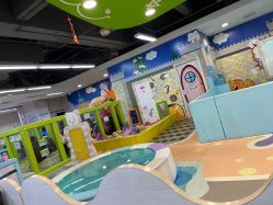 -孩子王童乐园(成都海滨城店)