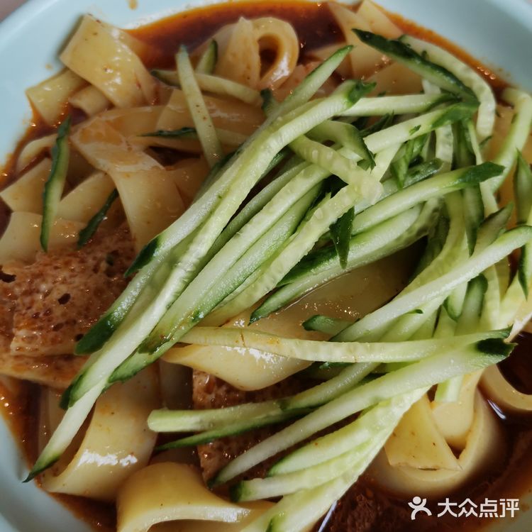 才不到500元，人均90多