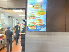 -麦当劳(洪山商场店)
