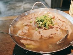 翘脚牛肉中锅-肖四女乐山跷脚牛肉(南汇大学城生活广场店)