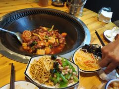 -山里屯铁锅炖·东北菜(康桥店)