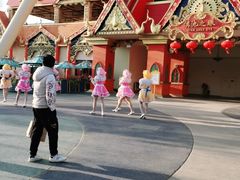 -七彩云南欢乐世界