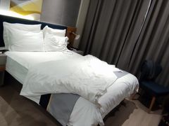 -如家商旅酒店(苏州绿宝广场何山路地铁站店)