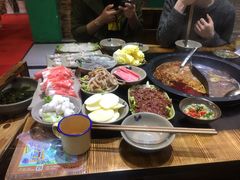 -渝大龙重庆火锅(温泉月亮湾店)