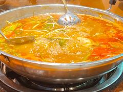-亮欢寨酸汤鱼(沙冲路店)