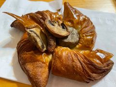 -VERIE BAKEHOUSE